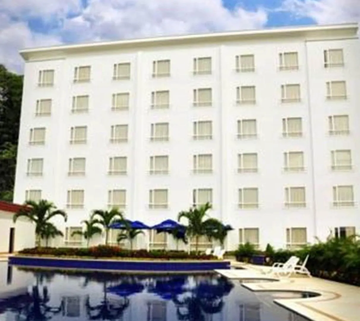 Sanha Plus Hotel Santa Marta